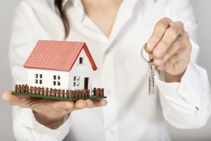 Louer son bien sur le long terme : règles, fiscalité, bonnes pratiques